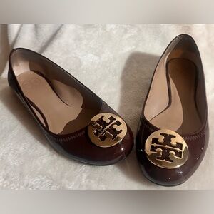 Authentic Tory Burch Flalts